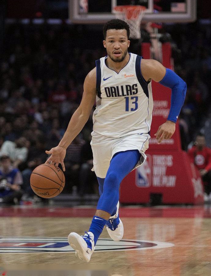 英超：切尔西4比0轻取南安普敦.