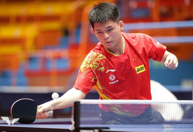 曼联新队宠，多名队员花式吹马特乌斯-库尼亚