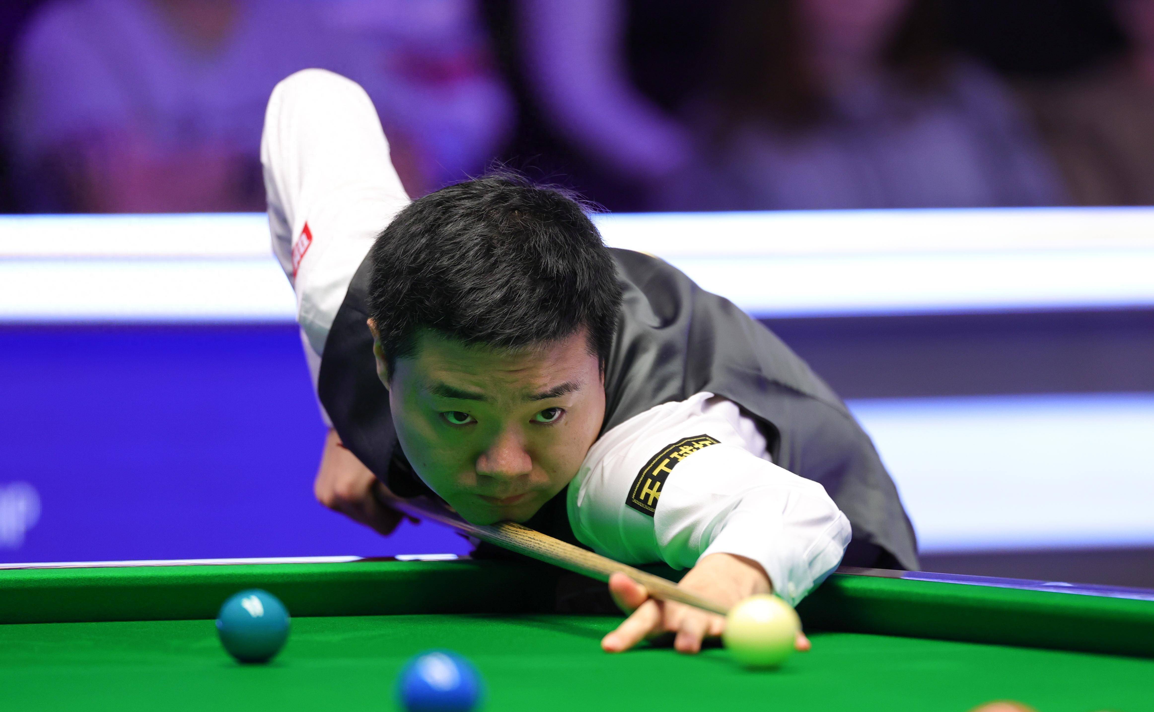 与曼联的较 与曼联的较